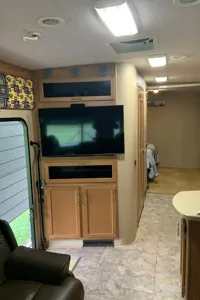 Rick's Winnebago Voyager Class A