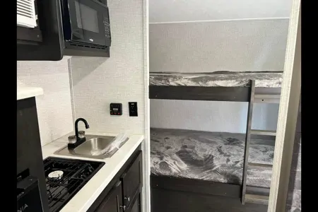 Christopher's Braxton Creek Bushwacker Plus 17BH Micro Trailer