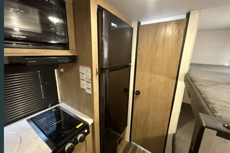 Dennis's Forest River 16BHSW Travel Trailer