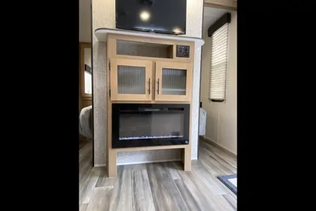 2023 Grey Wolf Sleeps 8 With Bunk Beds & Solar!