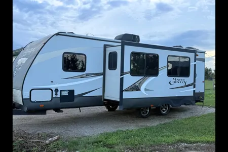 Suzie's Beautiful home on Wheels!