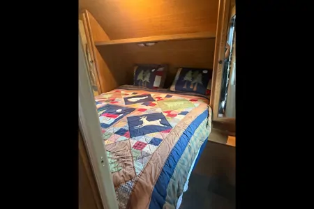 Suzie's Beautiful home on Wheels!