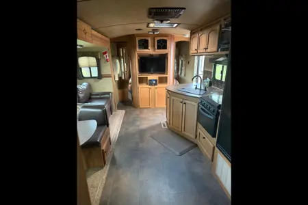 Suzie's Beautiful home on Wheels!