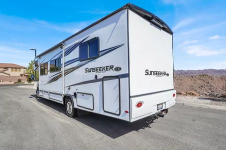 HouseOnWheels 2023 Forest River Sunseeker