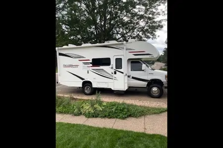 Chris's Thor Motor Coach Freedom Elite FE Class C