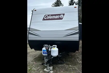 Tiauna's Coleman Lantern LT Travel Trailer