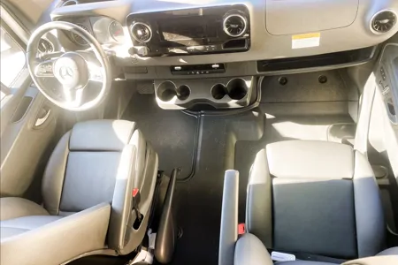 💎 Merci Benz 💎 BRAND NEW 2026 • Premium Sprinter • Unlimited Miles • Sleeps 6 ✨