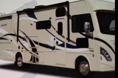 Lee's Thor ACE bunkhouse Class A