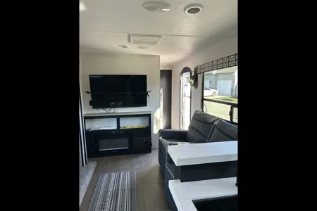 Forest River 282RKX Travel Trailer- Wildcat