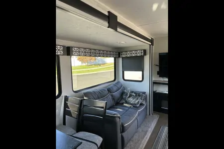 Forest River 282RKX Travel Trailer- Wildcat