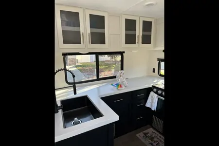 Forest River 282RKX Travel Trailer- Wildcat