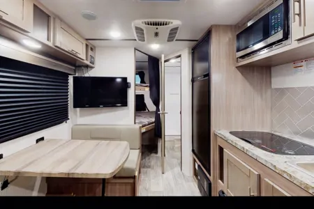 Cruisin’ in Sunset