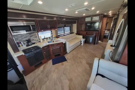 Harrrvey thee RV Fleetwood Bounder Class A