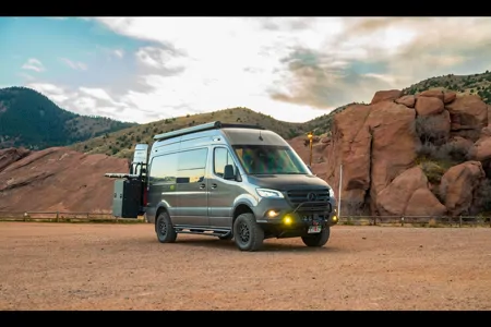 Pleasure-Way Rekon 4x4 Adventure Van - ROMR03