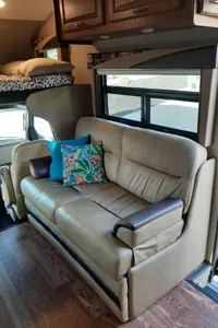 Finny's Jayco Greyhawk Class C