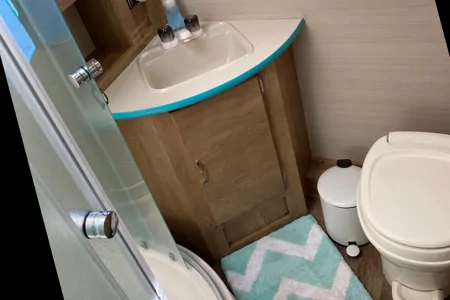 “Verna the Vintage Cruiser” 2019 Gulf Stream 23QBS