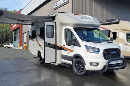 GM's Coachmen Cross trail 21XG Class C