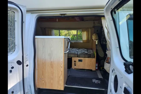 Kailen's Okanagan class b Campervan
