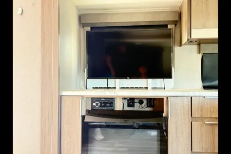 Jesse's Grand Design Imagine Travel Trailer
