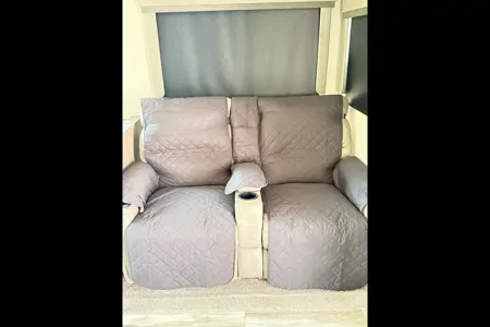 Jesse's Grand Design Imagine Travel Trailer