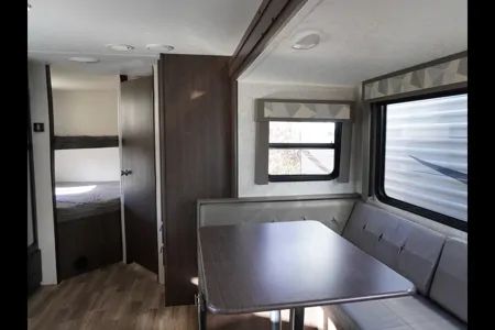 Daniel's Keystone Wildwood 243BHXL Travel Trailer