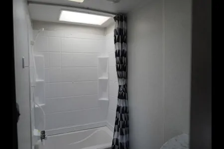 Daniel's Keystone Wildwood 243BHXL Travel Trailer