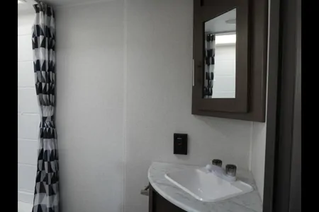 Daniel's Keystone Wildwood 243BHXL Travel Trailer