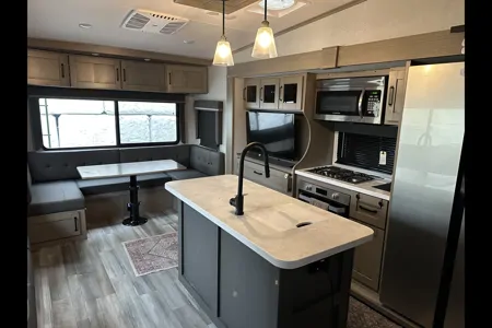 Joey Dimillo's Grand Design 324MBS Fifth Wheel