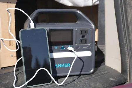 Aurore — Van aménagé discret et tout équipée pour vos aventures