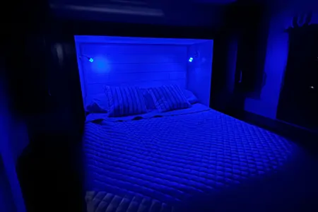 Best Entegra Coach Odyssey 30z Farmhouse Class C