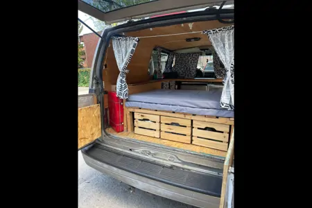 GMC Safari Campervan