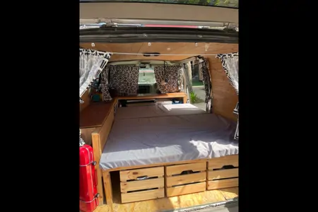 GMC Safari Campervan