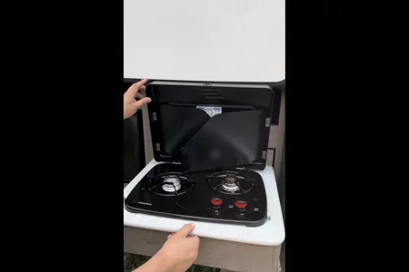 Kampii Travel Trailer “We deliver, Set-up, and Pick-up”