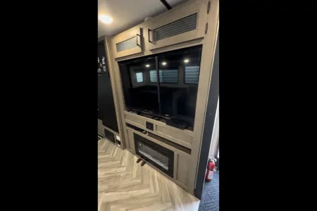 Kampii Travel Trailer “We deliver, Set-up, and Pick-up”