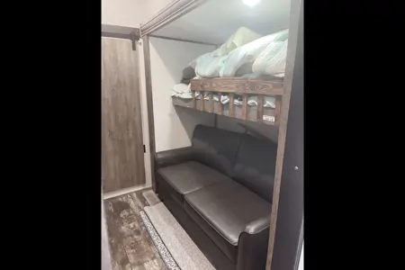 Johnson’s Forest River Saber 38DBQ 5th Wheel