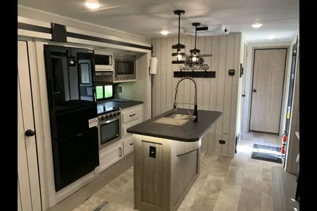 "Anzola" Modern 1 Bedroom Sleeps 4 with Large Living Area (LWFL1931)