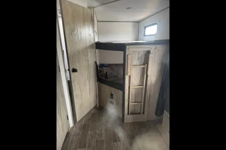 'Alice' 2021 Forest River Alphawolf ACO1718