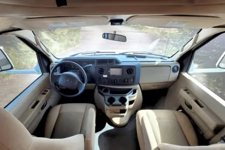 2016 Thor Motor Coach - Freedom Elite 29FE