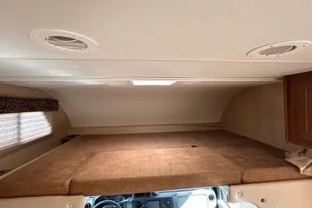 2016 Thor Motor Coach - Freedom Elite 29FE