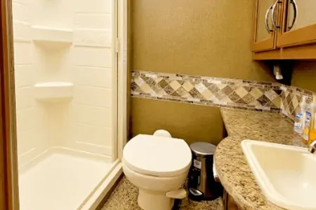 2016 Thor Motor Coach - Freedom Elite 29FE