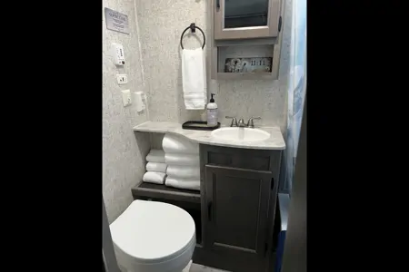 "Belle Vita" (Beautiful Life) RV Cottage-FOR SALE $39K