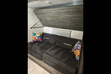 "Belle Vita" (Beautiful Life) RV Cottage-FOR SALE $39K