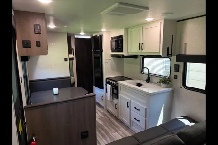 2024 Jayco Jay Flight 260BH | Sleeps 10 | Delivery Available