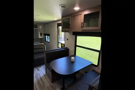 2024 Jayco Jay Flight 260BH | Sleeps 10 | Delivery Available