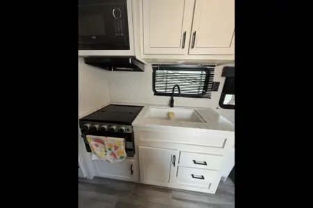 New Farmhouse Jayco Flight SLX Travel Trailer