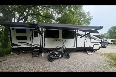 Grand Design Imagine 3210BH TT