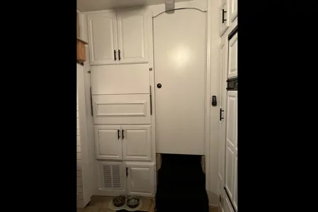 RaeRae’s Keystone Everest Fifth Wheel
