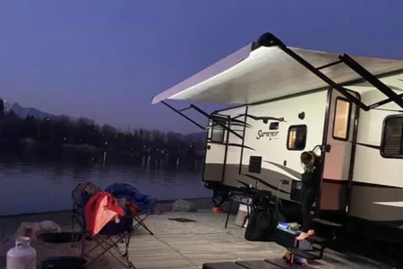 Long term or Short term rental ~2016 Forest River Travel Trailer available sleeps 10