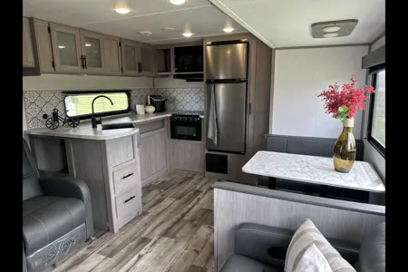 S&B Dutchman Coleman CM286RK22 Travel Trailer