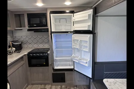 S&B Dutchman Coleman CM286RK22 Travel Trailer